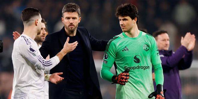 触球比拉门斯还少！曼联巨星全场梦游，卡里克该狠心雪藏他了